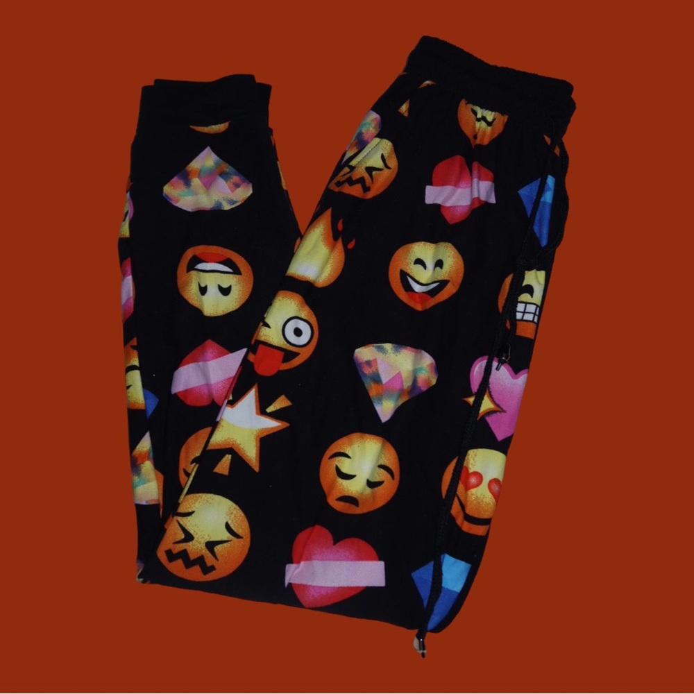 Allover Print Pocket Pants